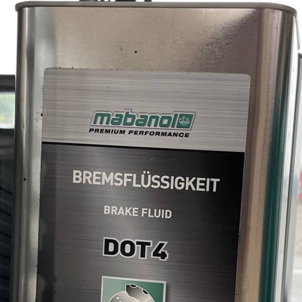Mabanol Brake Fluid DOT4 5L